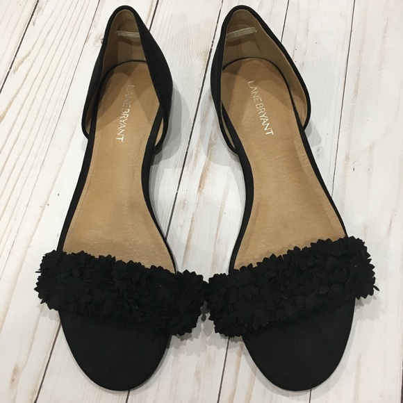 Lane Bryant Shoes - LANE BRYANT BLACK OPEN TOE FLOWER FLATS-SZ, 9W